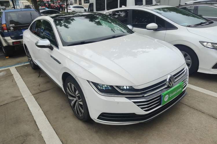 Used Volkswagen FAW-Volkswagen CC 2020 330TSI Glamour Edition China VI Standard Front Right 45 Deg