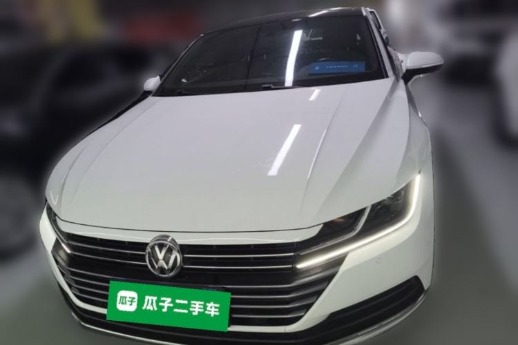 Used Volkswagen FAW-Volkswagen CC 2020 330TSI Huayan Edition China VI Standard Front