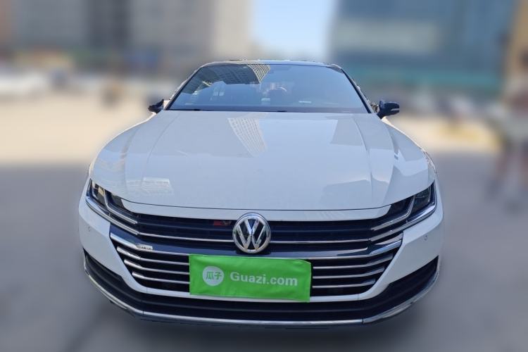 Used Volkswagen FAW-Volkswagen CC 2020 330TSI Huayan Edition China VI Standard Front