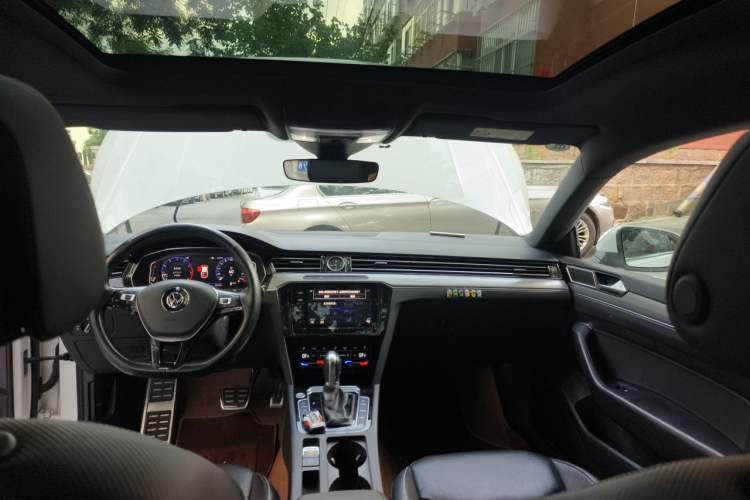 Used Volkswagen FAW-Volkswagen CC 2020 330TSI Glamour Edition China VI Standard Headliner
