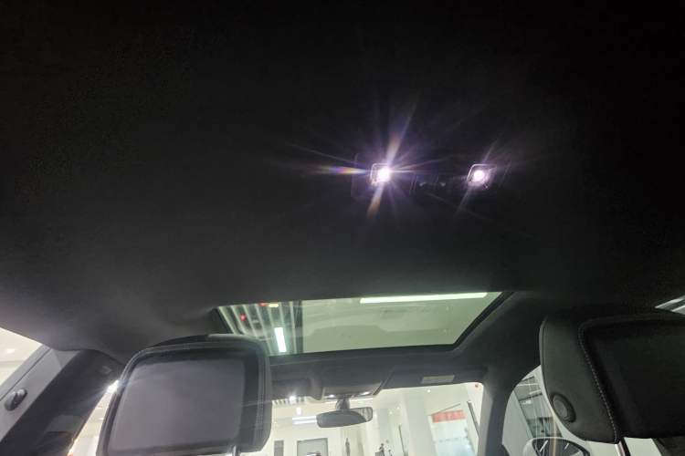 Used Volkswagen FAW-Volkswagen CC 2020 330TSI Huayan Edition China VI Standard Headliner