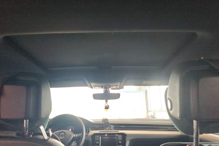 Used Volkswagen FAW-Volkswagen CC 2020 330TSI Huayan Edition China VI Standard Headliner