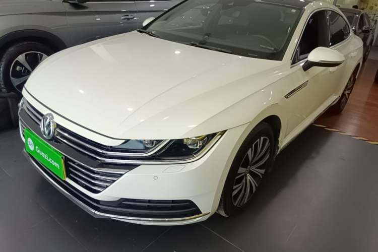 Used Volkswagen FAW-Volkswagen CC 2020 330TSI Glamour Edition China VI Standard Guazi used car, China used car export, Used car for sale, Used cars, Cheapest cars for sale