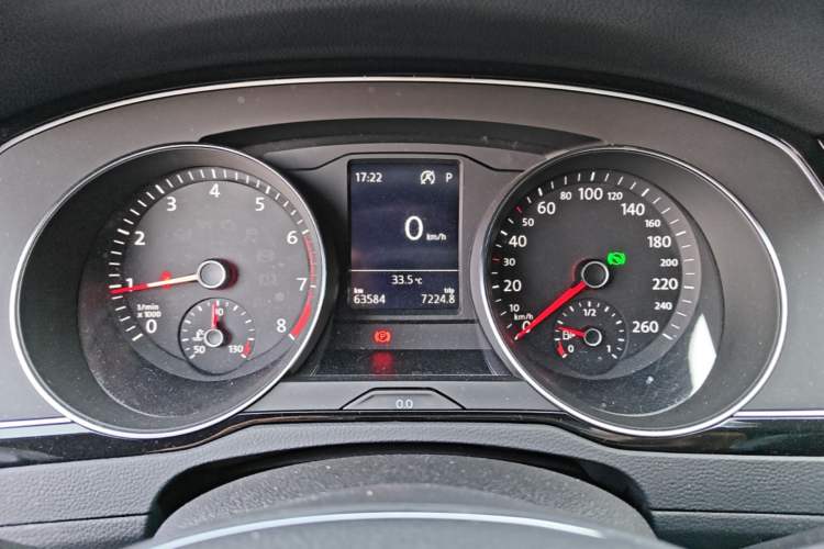 Used Volkswagen FAW-Volkswagen CC 2020 330TSI Huayan Edition China VI Standard Instrument Cluster