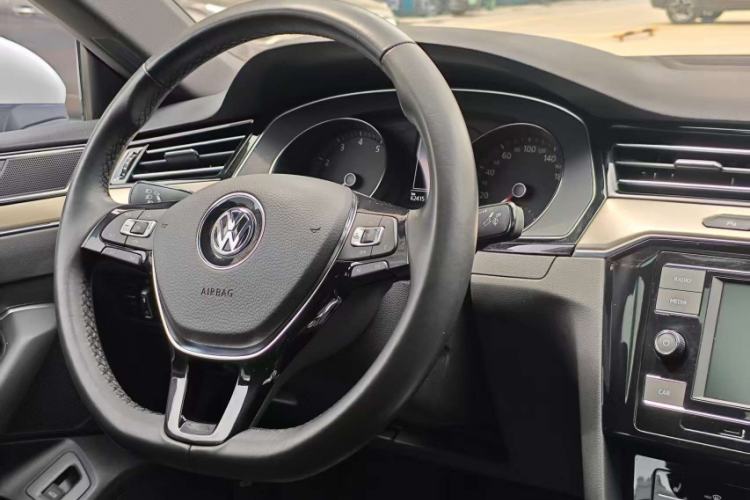 Used Volkswagen FAW-Volkswagen CC 2020 330TSI Huayan Edition China VI Standard Interior 1