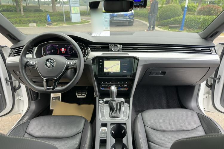 Used Volkswagen FAW-Volkswagen CC 2020 330TSI Glamour Edition China VI Standard Interior 2