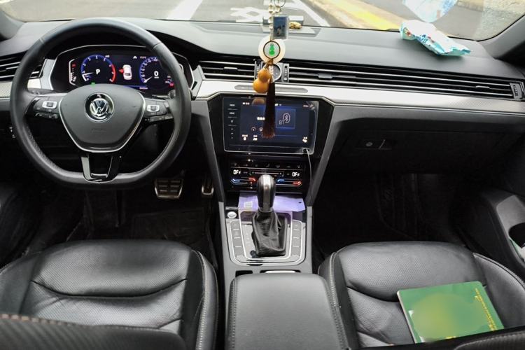 Used Volkswagen FAW-Volkswagen CC 2020 330TSI Glamour Edition China VI Standard Interior 2