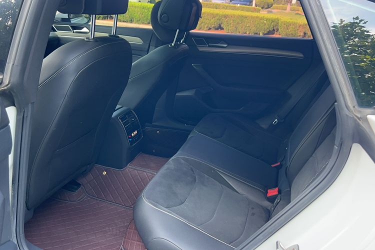Used Volkswagen FAW-Volkswagen CC 2020 330TSI Huayan Edition China VI Standard Interior 2