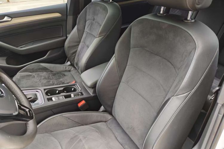 Used Volkswagen FAW-Volkswagen CC 2020 330TSI Huayan Edition China VI Standard Interior 2