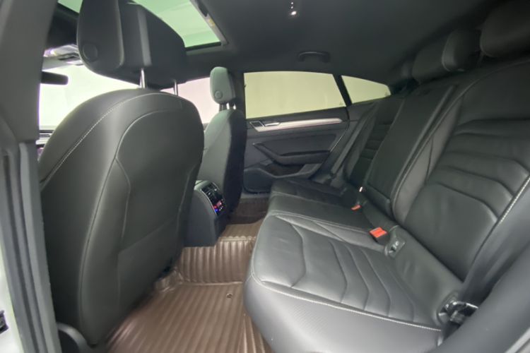 Used Volkswagen FAW-Volkswagen CC 2020 330TSI Glamour Edition China VI Standard Interior 3