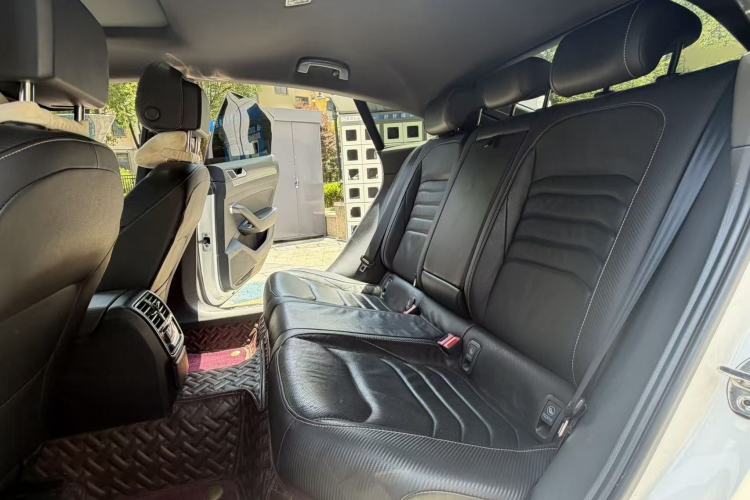Used Volkswagen FAW-Volkswagen CC 2020 330TSI Glamour Edition China VI Standard Interior 3