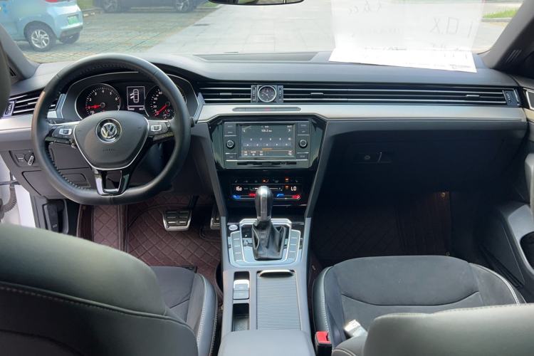 Used Volkswagen FAW-Volkswagen CC 2020 330TSI Huayan Edition China VI Standard Interior 3