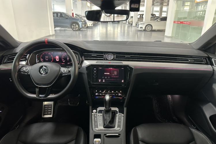 Used Volkswagen FAW-Volkswagen CC 2020 330TSI Glamour Edition China VI Standard Interior 3