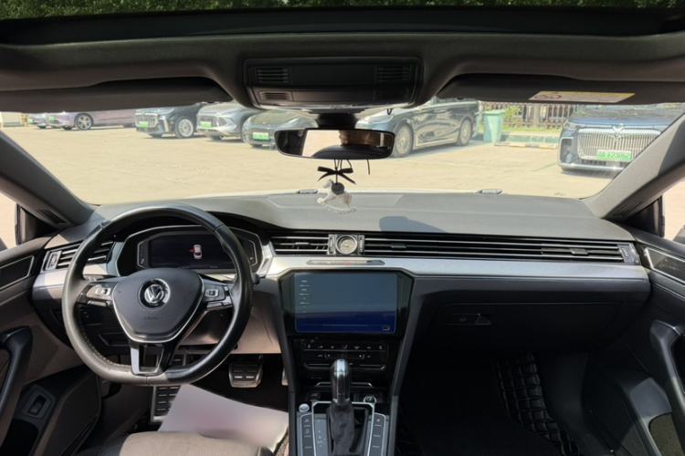 Used Volkswagen FAW-Volkswagen CC 2020 330TSI Glamour Edition China VI Standard Interior 4