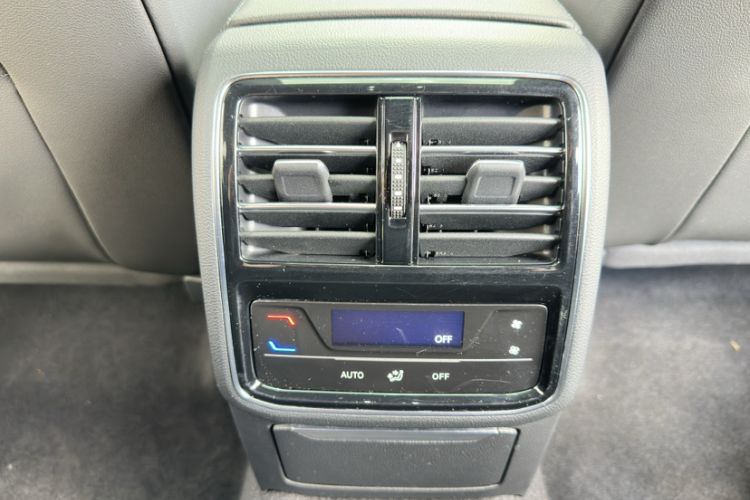 Used Volkswagen FAW-Volkswagen CC 2020 330TSI Glamour Edition China VI Standard Interior 5