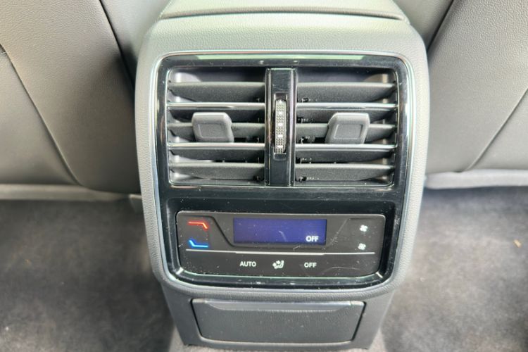 Used Volkswagen FAW-Volkswagen CC 2020 330TSI Glamour Edition China VI Standard Interior 5