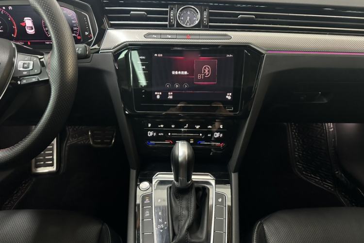 Used Volkswagen FAW-Volkswagen CC 2020 330TSI Glamour Edition China VI Standard Interior 5