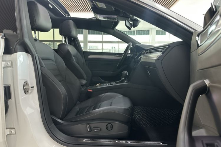 Used Volkswagen FAW-Volkswagen CC 2020 330TSI Glamour Edition China VI Standard Interior 7