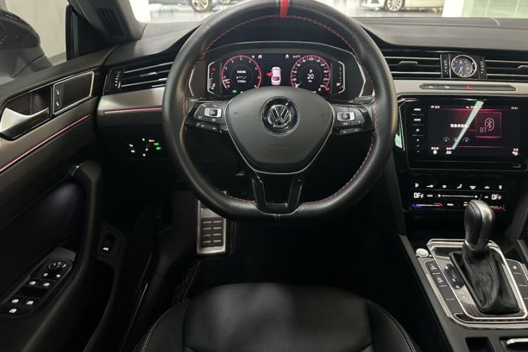 Used Volkswagen FAW-Volkswagen CC 2020 330TSI Glamour Edition China VI Standard Interior 8