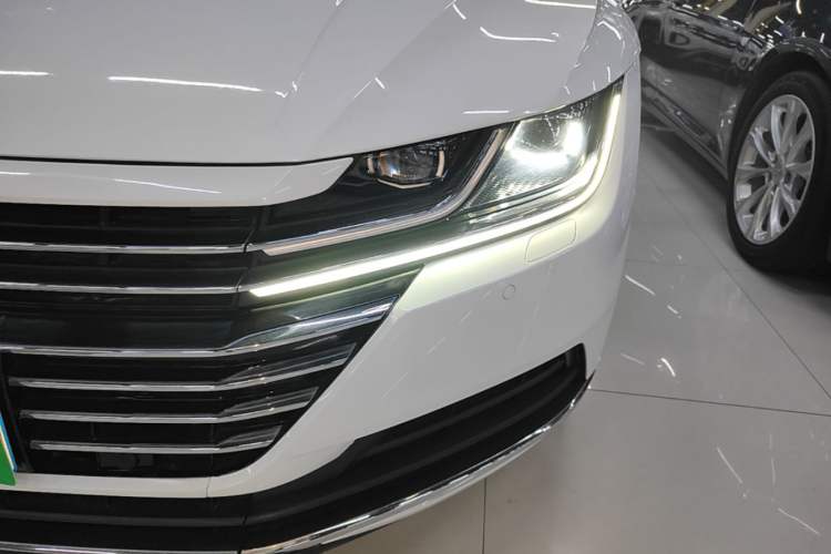 Used Volkswagen FAW-Volkswagen CC 2020 330TSI Glamour Edition China VI Standard Left Front Headlight