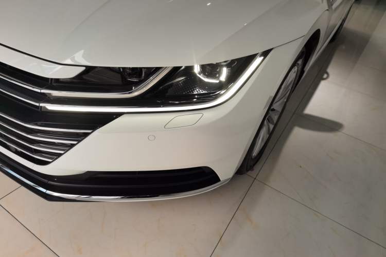 Used Volkswagen FAW-Volkswagen CC 2020 330TSI Glamour Edition China VI Standard Left Front Headlight
