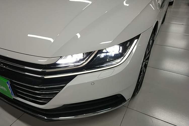 Used Volkswagen FAW-Volkswagen CC 2020 330TSI Glamour Edition China VI Standard Left Front Headlight
