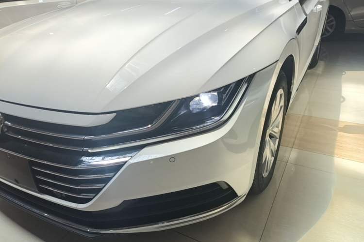 Used Volkswagen FAW-Volkswagen CC 2020 330TSI Huayan Edition China VI Standard Left Front Headlight