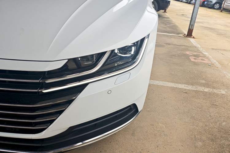 Used Volkswagen FAW-Volkswagen CC 2020 330TSI Glamour Edition China VI Standard Left Front Headlight