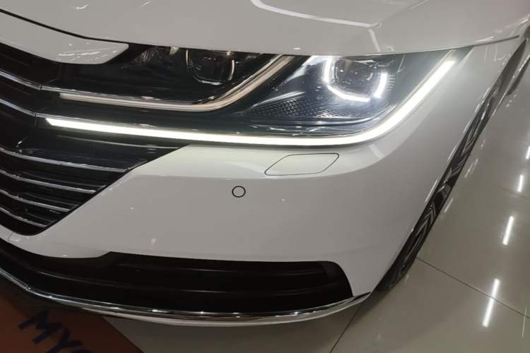 Used Volkswagen FAW-Volkswagen CC 2020 330TSI Glamour Edition China VI Standard Left Front Headlight