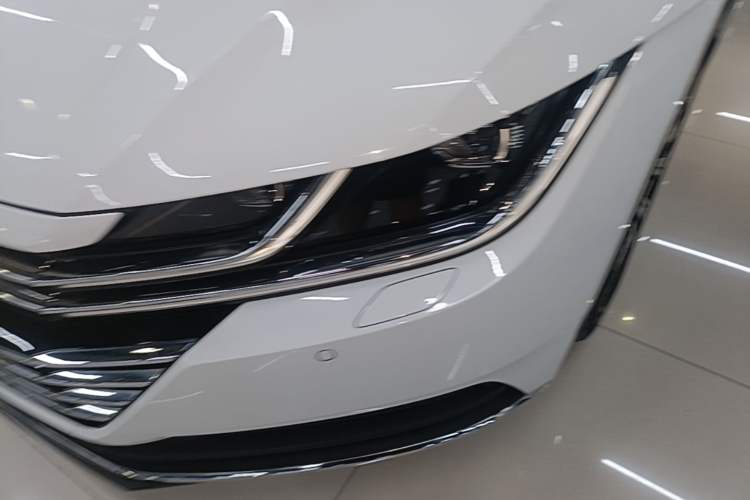 Used Volkswagen FAW-Volkswagen CC 2020 330TSI Glamour Edition China VI Standard Left Front Headlight