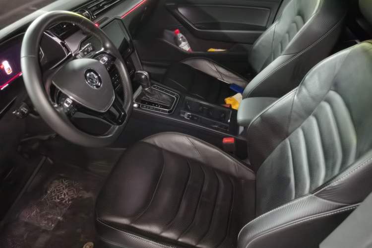 Used Volkswagen FAW-Volkswagen CC 2020 330TSI Glamour Edition China VI Standard Left Front Seat