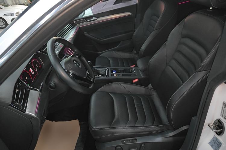 Used Volkswagen FAW-Volkswagen CC 2020 330TSI Glamour Edition China VI Standard Left Front Seat