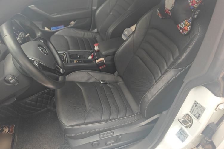 Used Volkswagen FAW-Volkswagen CC 2020 330TSI Glamour Edition China VI Standard Left Front Seat