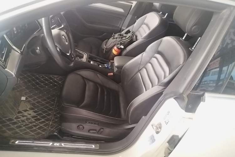 Used Volkswagen FAW-Volkswagen CC 2020 330TSI Glamour Edition China VI Standard Left Front Seat