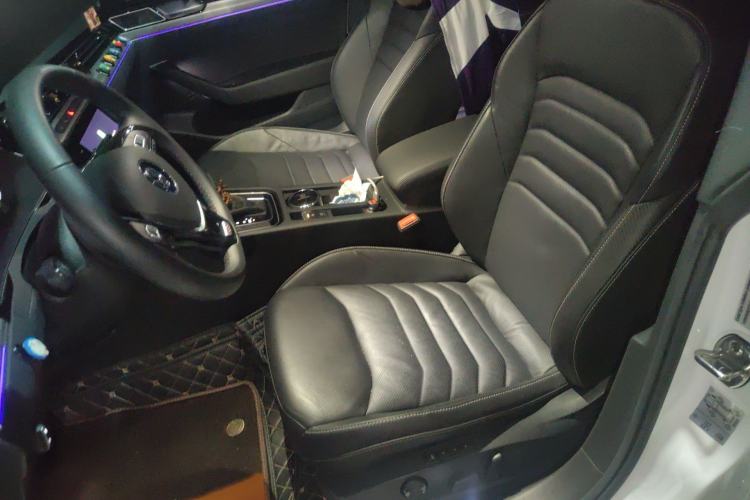 Used Volkswagen FAW-Volkswagen CC 2020 330TSI Glamour Edition China VI Standard Left Front Seat