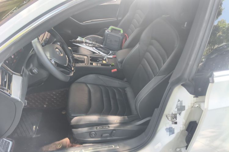 Used Volkswagen FAW-Volkswagen CC 2020 330TSI Glamour Edition China VI Standard Left Front Seat