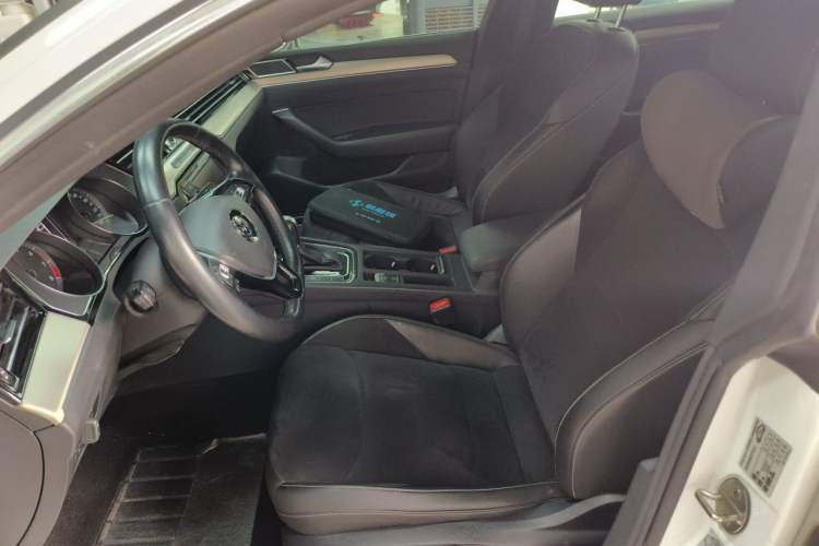 Used Volkswagen FAW-Volkswagen CC 2020 330TSI Huayan Edition China VI Standard Left Front Seat