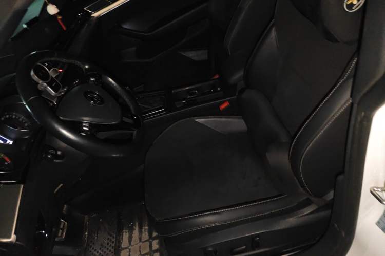 Used Volkswagen FAW-Volkswagen CC 2020 330TSI Huayan Edition China VI Standard Left Front Seat