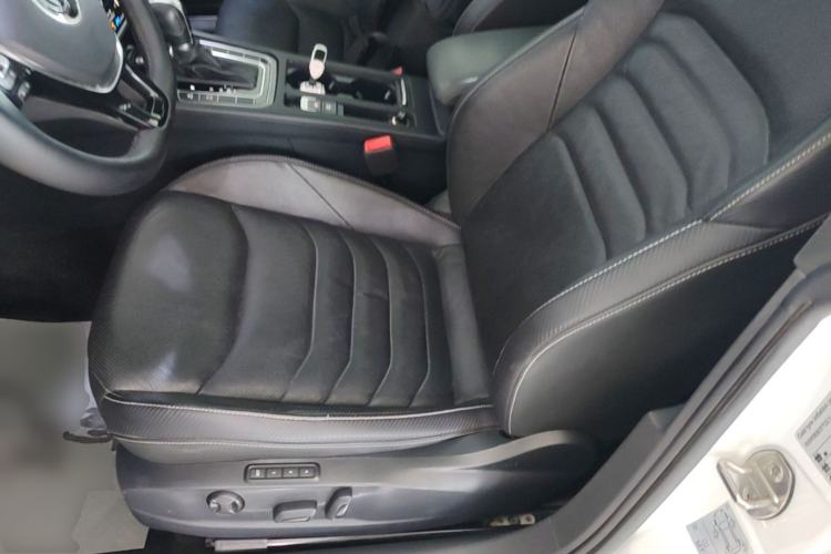 Used Volkswagen FAW-Volkswagen CC 2020 330TSI Glamour Edition China VI Standard Left Front Seat