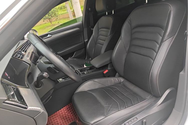 Used Volkswagen FAW-Volkswagen CC 2020 330TSI Glamour Edition China VI Standard Left Front Seat