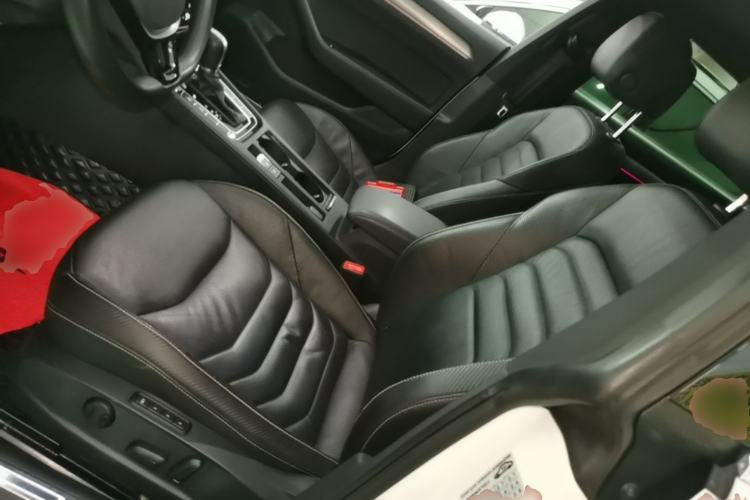 Used Volkswagen FAW-Volkswagen CC 2020 330TSI Glamour Edition China VI Standard Left Front Seat