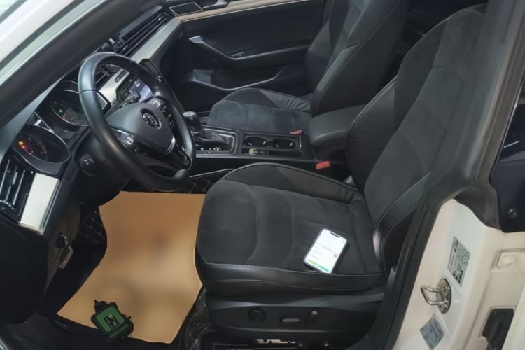 Used Volkswagen FAW-Volkswagen CC 2020 330TSI Huayan Edition China VI Standard Left Front Seat