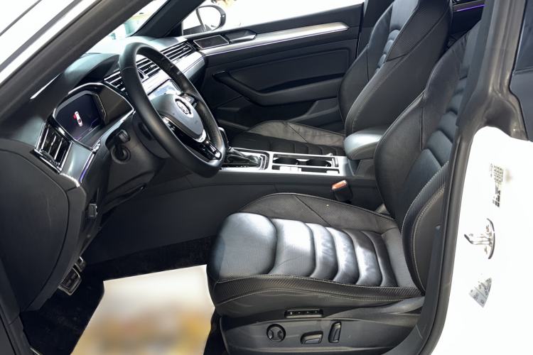 Used Volkswagen FAW-Volkswagen CC 2020 330TSI Glamour Edition China VI Standard Left Front Seat