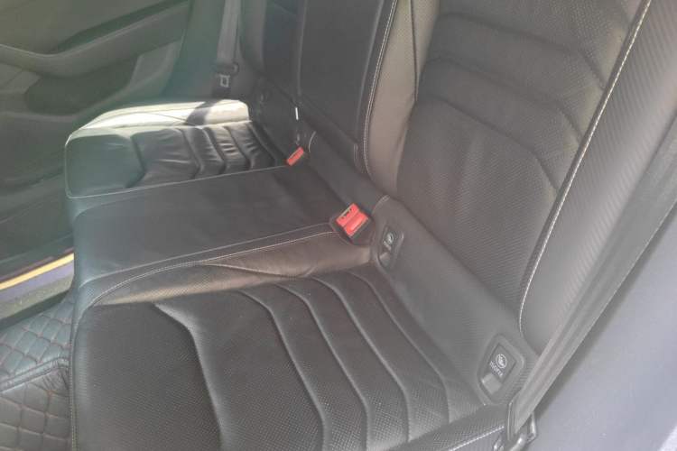 Used Volkswagen FAW-Volkswagen CC 2020 330TSI Glamour Edition China VI Standard Left Rear Seat