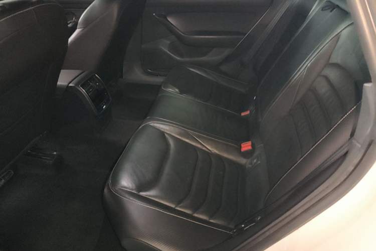 Used Volkswagen FAW-Volkswagen CC 2020 330TSI Glamour Edition China VI Standard Left Rear Seat