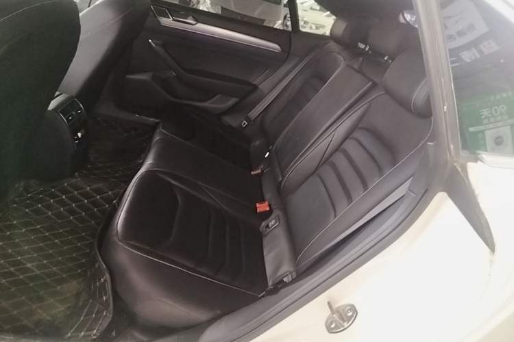Used Volkswagen FAW-Volkswagen CC 2020 330TSI Glamour Edition China VI Standard Left Rear Seat