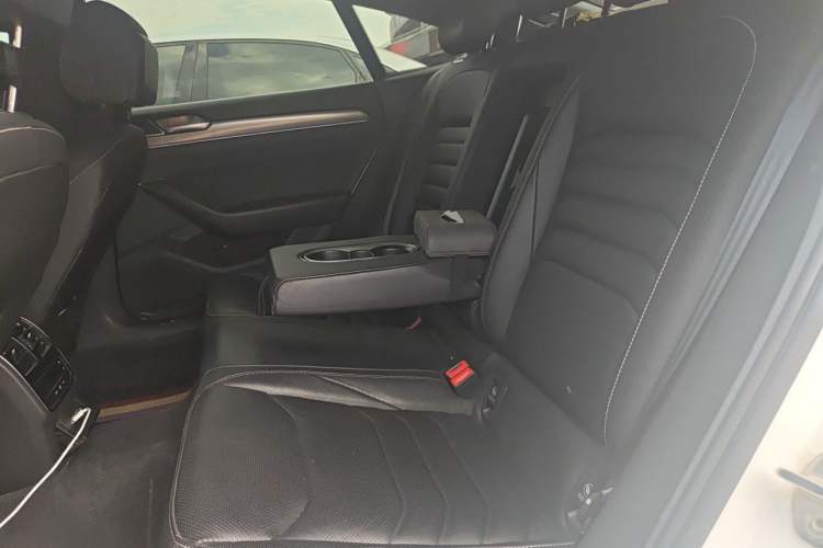 Used Volkswagen FAW-Volkswagen CC 2020 330TSI Glamour Edition China VI Standard Left Rear Seat