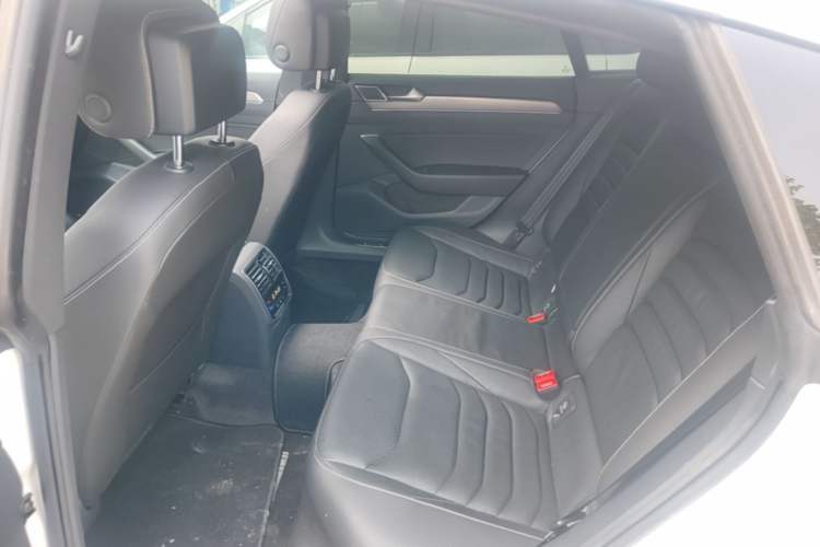 Used Volkswagen FAW-Volkswagen CC 2020 330TSI Glamour Edition China VI Standard Left Rear Seat