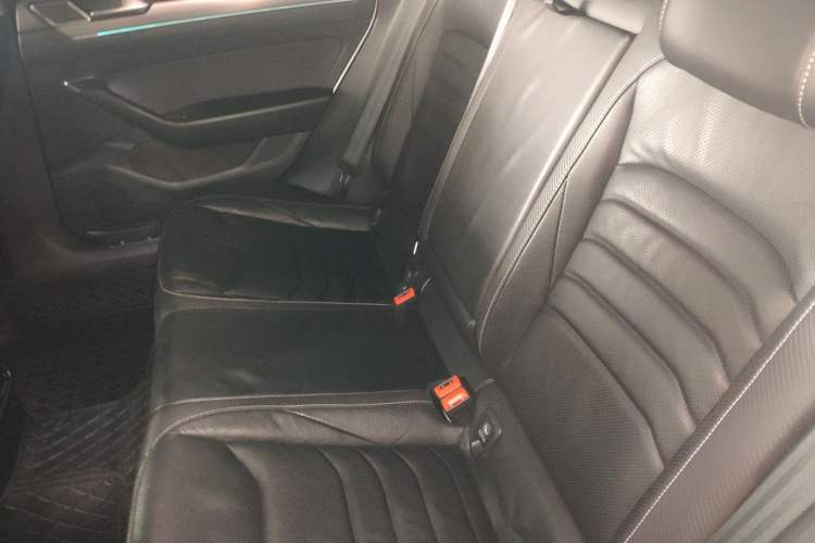 Used Volkswagen FAW-Volkswagen CC 2020 330TSI Glamour Edition China VI Standard Left Rear Seat
