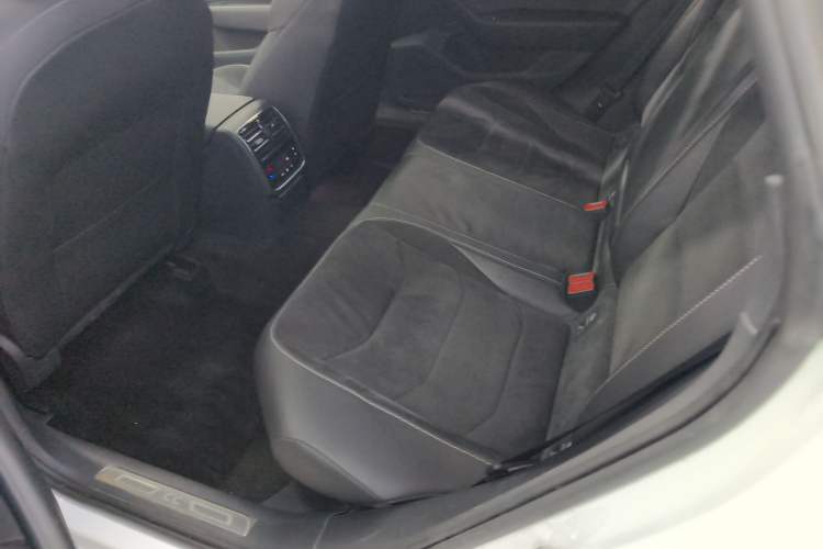 Used Volkswagen FAW-Volkswagen CC 2020 330TSI Huayan Edition China VI Standard Left Rear Seat